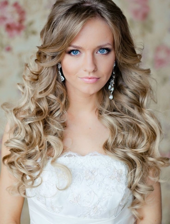 Make up, boja kose i odjeće